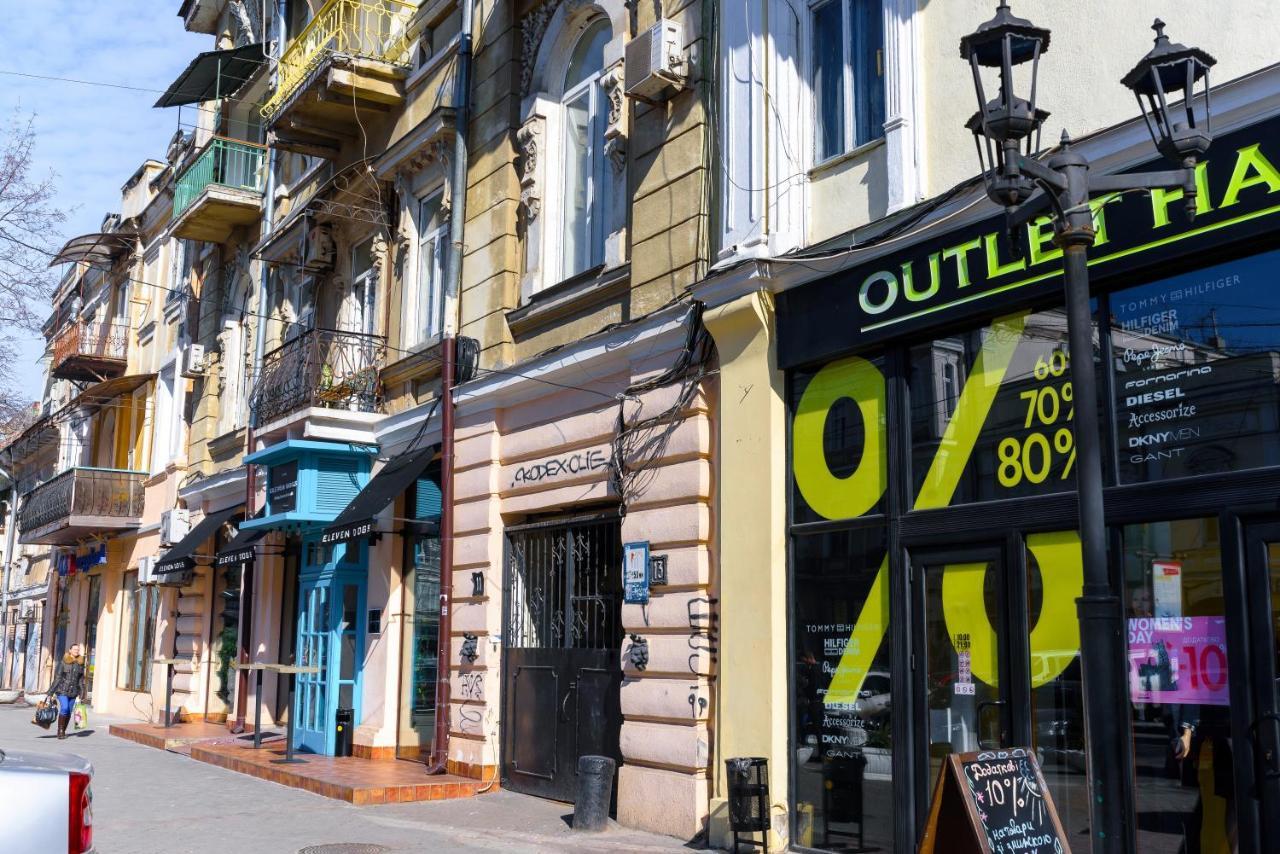 На Дерибасівській Odessa Eksteriør billede
